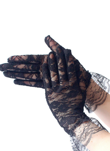 Enchanting Black Lace Gloves