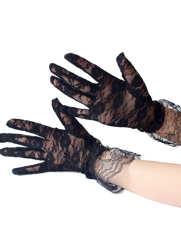 Enchanting Black Lace Gloves