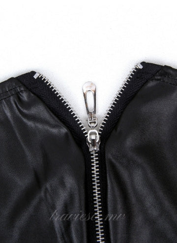 Men's Leather Pants With Exposed Hips
