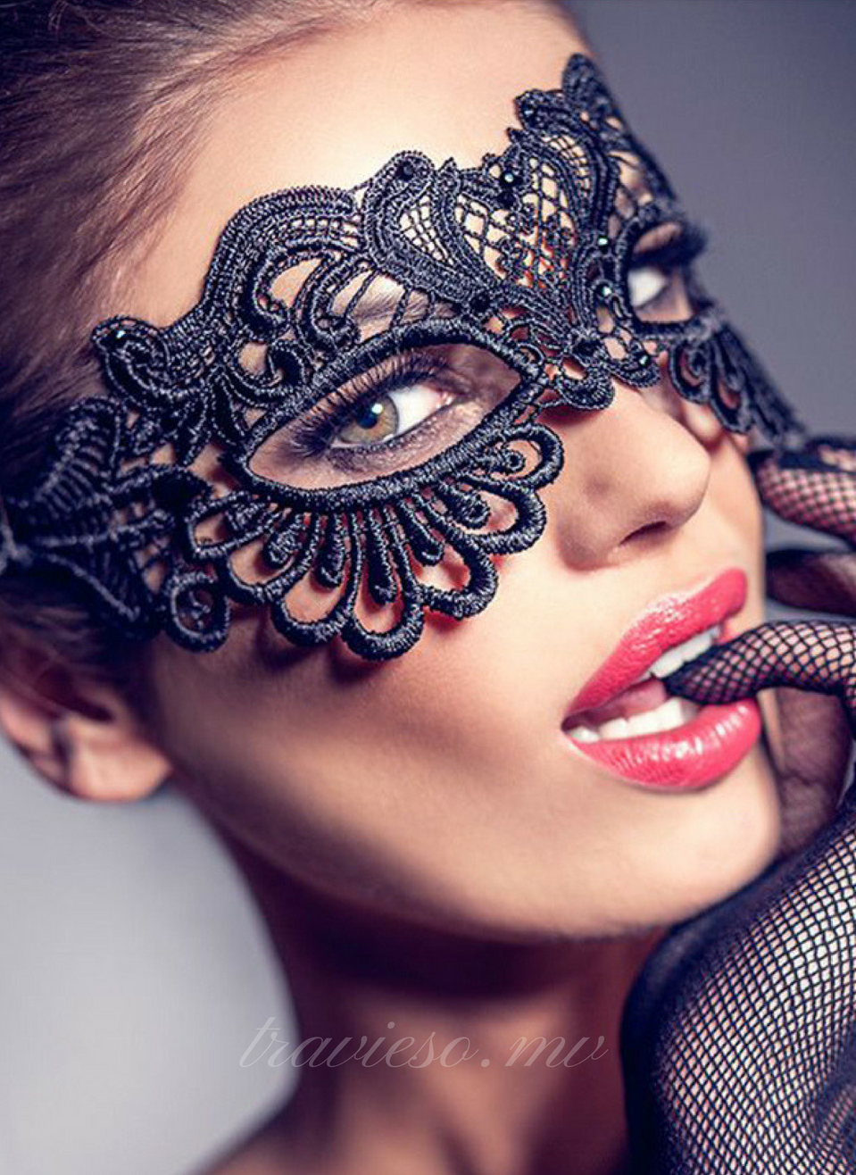 Enchanting Black Lace eye mask - travieso.mv